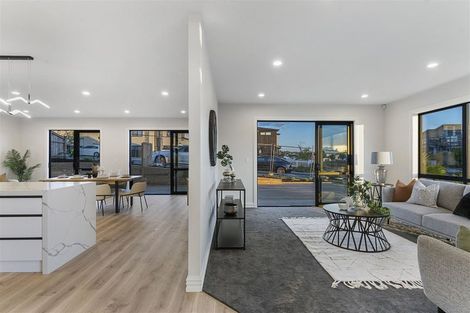 Photo of property in 3 Headsail Drive, Long Bay, Auckland, 0630