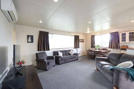 Photo of property in 33 Folkestone Drive, Flaxmere, Hastings, 4120