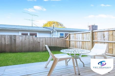 Photo of property in 3/11 Stottholm Road, Titirangi, Auckland, 0604