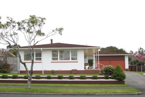 Photo of property in 46 Nevada Drive, Merrilands, New Plymouth, 4312