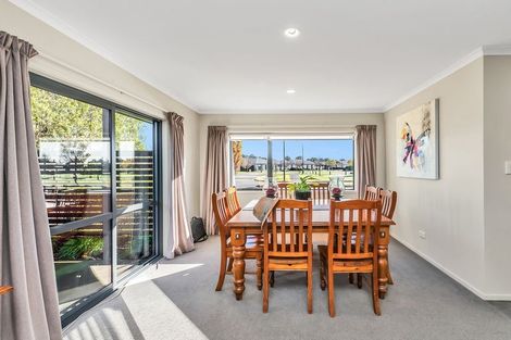 Photo of property in 66 Shillingford Boulevard, Rolleston, 7615