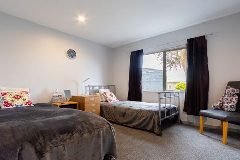 Photo of property in 38 Pharazyn Avenue, Waikanae Beach, Waikanae, 5036