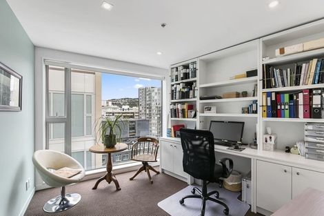 Photo of property in Portal Apartments, 8d/42 Cable Street, Te Aro, Wellington, 6011