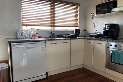 Photo of property in 2/28 Esmonde Road, Takapuna, Auckland, 0622