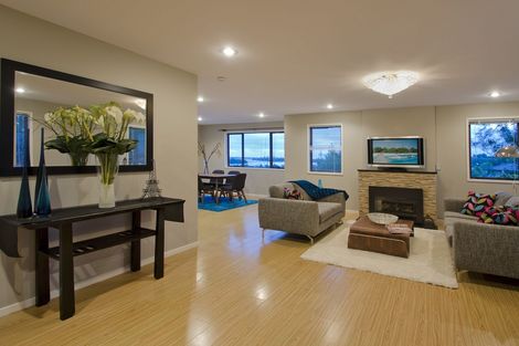 Photo of property in 18 Galaxy Place, Welcome Bay, Tauranga, 3112