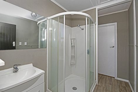 Photo of property in 33 Longfellow Road, Opunake, 4616