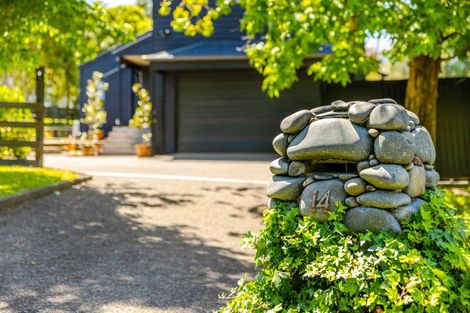 Photo of property in 14 Denehurst Drive, Waimauku, 0812