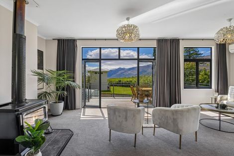 Photo of property in 17 Kent Street, Kingston, Athol, 9793