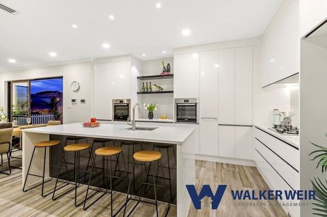 Photo of property in 19 Syd Grant Crescent, Orewa, 0931