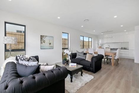 Photo of property in 8 Dinning Road, Riverhead, 0820