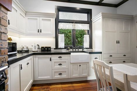 Photo of property in 169 Victoria Street, Cambridge, 3434