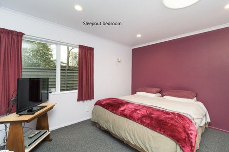 Photo of property in 24 Anakiwa Street, Kelvin Grove, Palmerston North, 4414