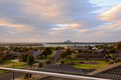 Photo of property in 18 Galaxy Place, Welcome Bay, Tauranga, 3112