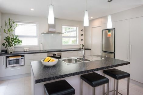 Photo of property in 88 Milton Terrace, Picton, 7220