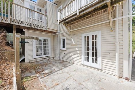 Photo of property in 82 Glenmore Street, Northland, Wellington, 6012