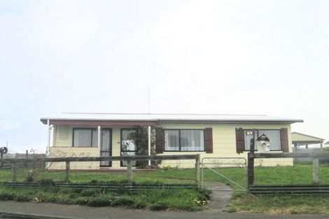 Photo of property in 3 Holmes Place, Flaxmere, Hastings, 4120