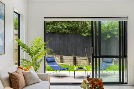 Photo of property in 108d Taikata Road, Te Atatu Peninsula, Auckland, 0610