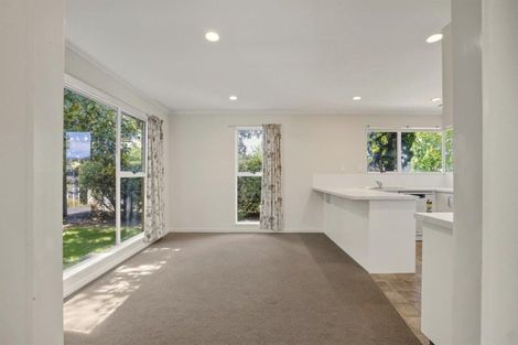 Photo of property in 43 Bank Street, Amberley, 7410