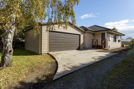 Photo of property in 140 Palmers Road, New Brighton, Christchurch, 8083