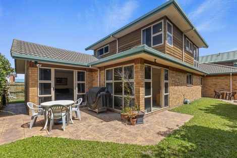 Photo of property in 15d Dee Street, Mount Maunganui, 3116