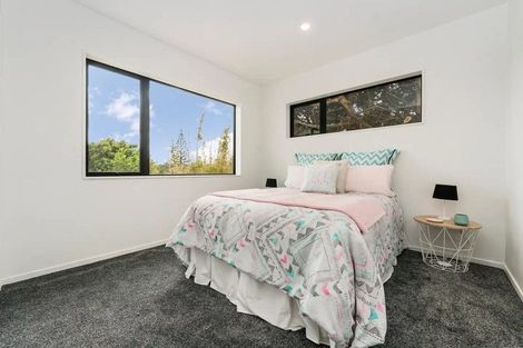 Photo of property in 13b Renata Crescent, Te Atatu Peninsula, Auckland, 0610