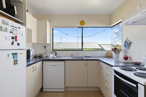 Photo of property in 2b Village Place, Tuakau, 2121
