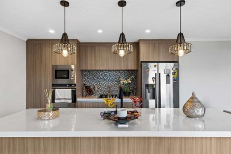 Photo of property in 50 Kauri Heart Avenue, Takanini, 2112