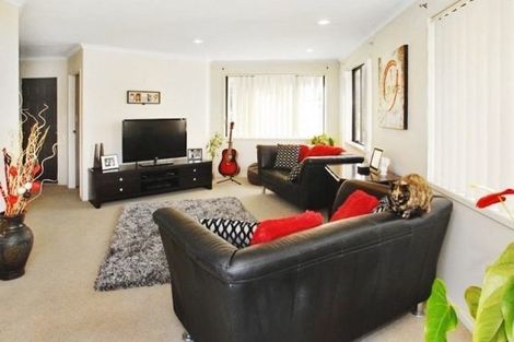 Photo of property in 105 Kyle Road, Greenhithe, Auckland, 0632