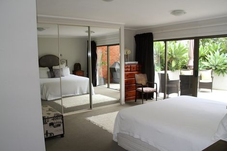 Photo of property in 43 Sharon Road, Waiake, Auckland, 0630