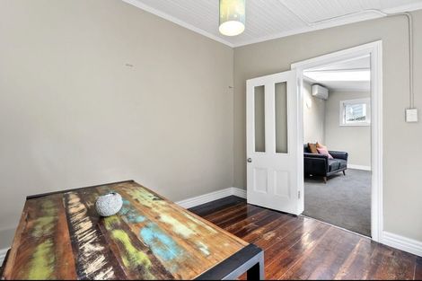 Photo of property in 32 Holloway Road, Aro Valley, Wellington, 6021