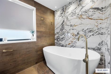 Photo of property in 21 Te Ara Aukati Terrace, Pokeno, 2471