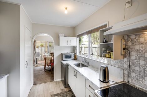 Photo of property in 18a Cassino Crescent, Onekawa, Napier, 4110