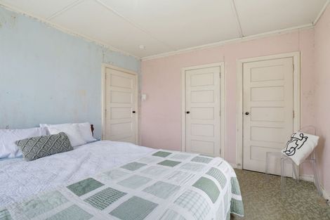 Photo of property in 3 Tyndall Street, Palmerston North, 4414