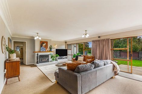 Photo of property in 40 Waikoukou Valley Road, Waimauku, 0812