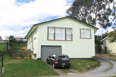 Photo of property in 14 Speargrass Grove, Timberlea, Upper Hutt, 5018