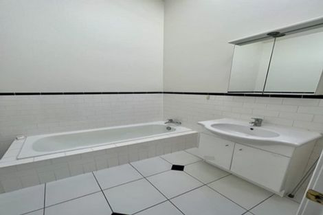 Photo of property in 2/34 Clarence Street, Devonport, Auckland, 0624