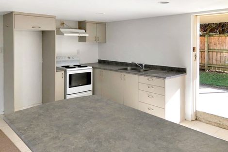 Photo of property in 99 Te Atatu Road, Te Atatu South, Auckland, 0610