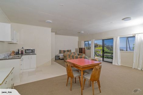 Photo of property in 106 Centennial Drive, Whitianga, 3510