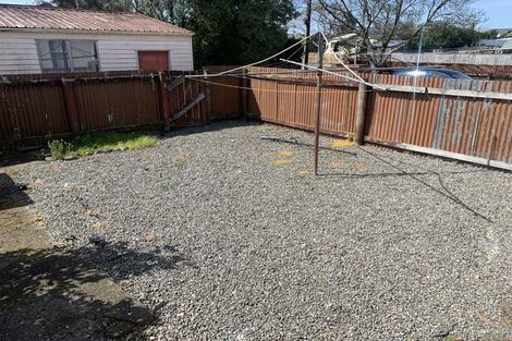 Photo of property in 98 Pembroke Street, Carterton, 5713