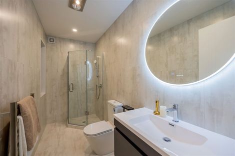 Photo of property in 15 Babos Avenue, Kumeu, 0810