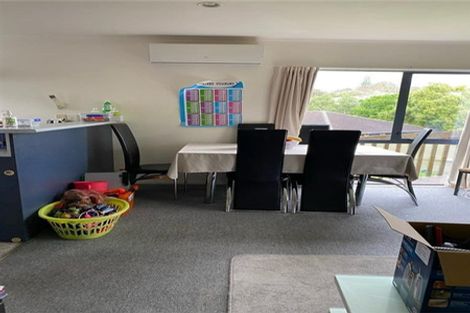 Photo of property in 41 Woodglen Road, Glen Eden, Auckland, 0602