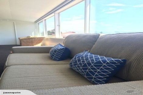 Photo of property in 1/10 Blomfield Spa, Takapuna, Auckland, 0622