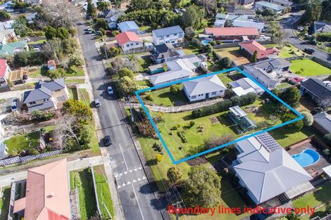 Photo of property in 72a Sylvan Crescent, Te Atatu South, Auckland, 0610