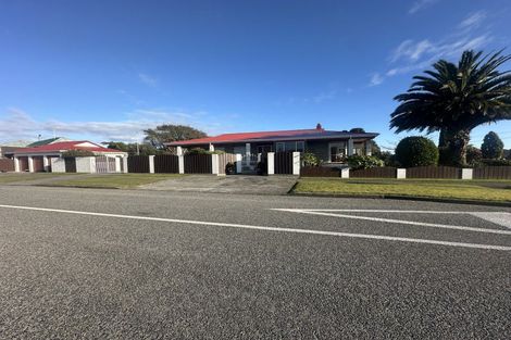 Photo of property in 135 Hall Street, Hokitika, 7810