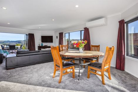 Photo of property in 14 Nelson Avenue, Aotea, Porirua, 5024