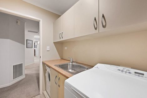 Photo of property in 2 Sovereign Place, Rototuna North, Hamilton, 3210