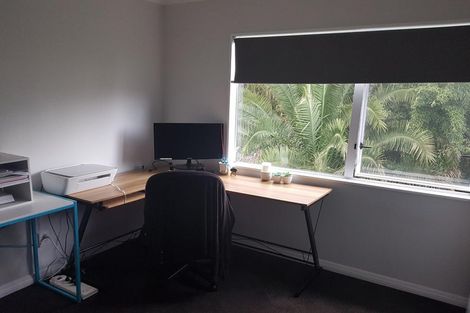 Photo of property in 109 Tirimoana Road, Te Atatu South, Auckland, 0602