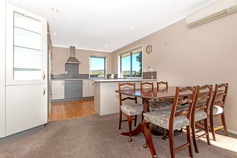 Photo of property in 26 Leon Street, Riverdale, Gisborne, 4010