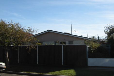 Photo of property in 2/168 Seaview Road, New Brighton, Christchurch, 8061