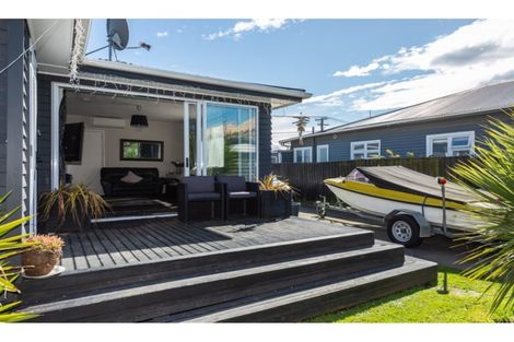 Photo of property in 86 Packe Street, Edgeware, Christchurch, 8013